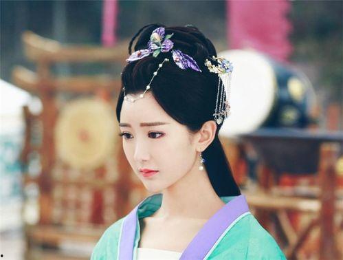 含云字的女明星,揭秘含“云”字的女明星风采