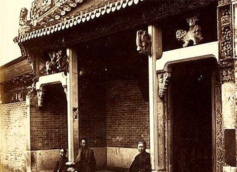 老宅闹鬼吃瓜图片高清,高清吃瓜图揭秘惊悚瞬间