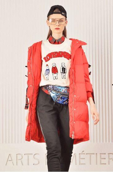 明星联名外套女,联名外套引领时尚潮流女生必备单品