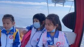 网红老爸去旅行歌曲,一路欢笑，收获满满